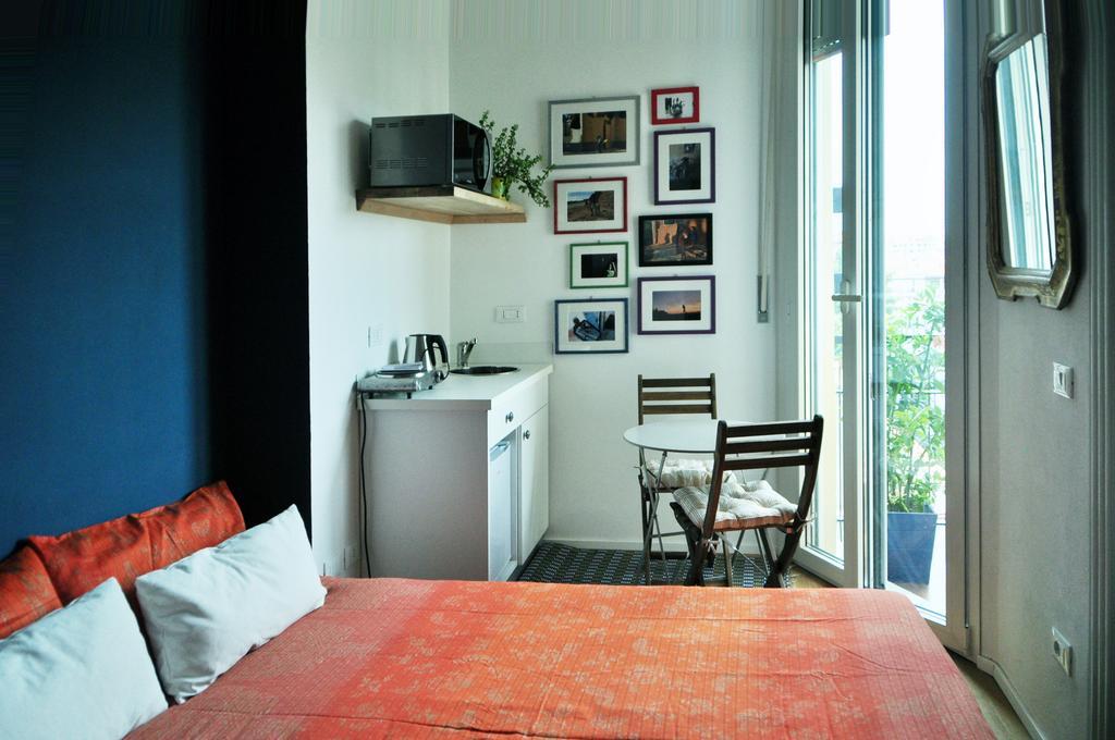 ミラノ アップ トゥ セブン Bed & Breakfast エクステリア 写真